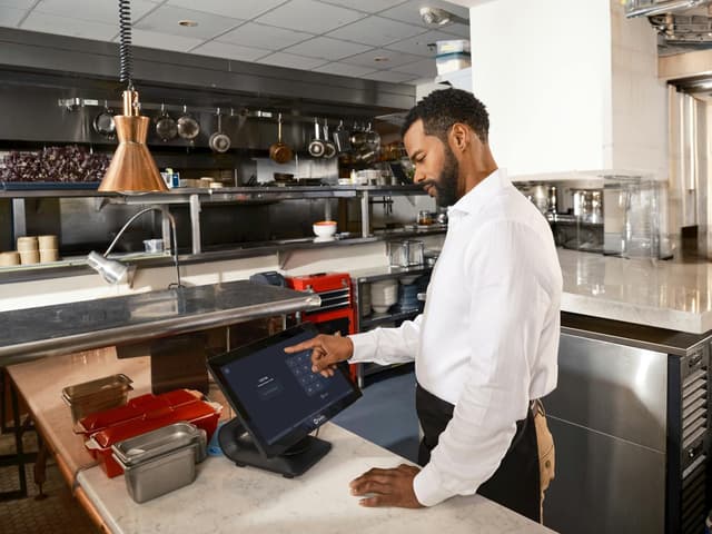 Best AI Tools for Restaurant Management 2026 | BestAIFor